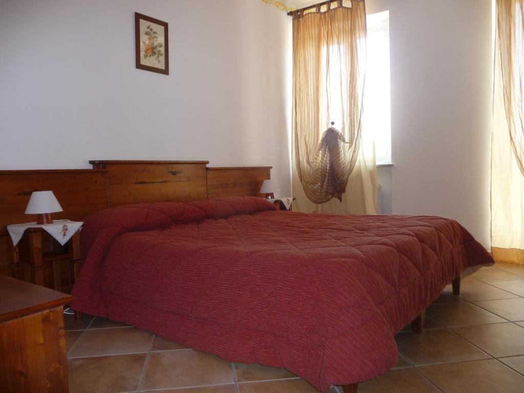 Agriturismo Cascina Vrona Villa Monteu Roero Екстериор снимка